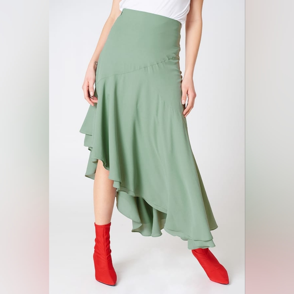 NA-KD asymmetric block skirt sage green